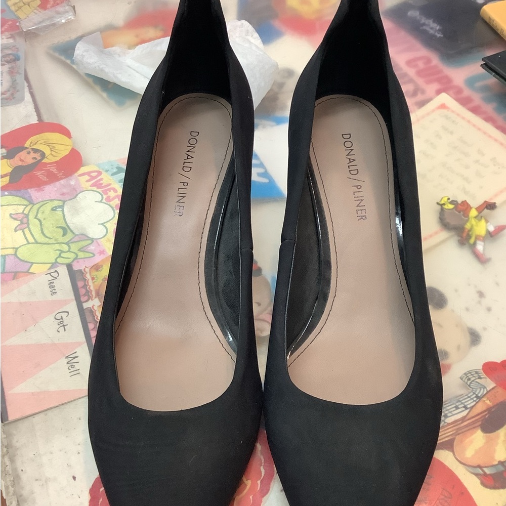 Donald J. Pliner Black Suede Pointed Toe Pumps
